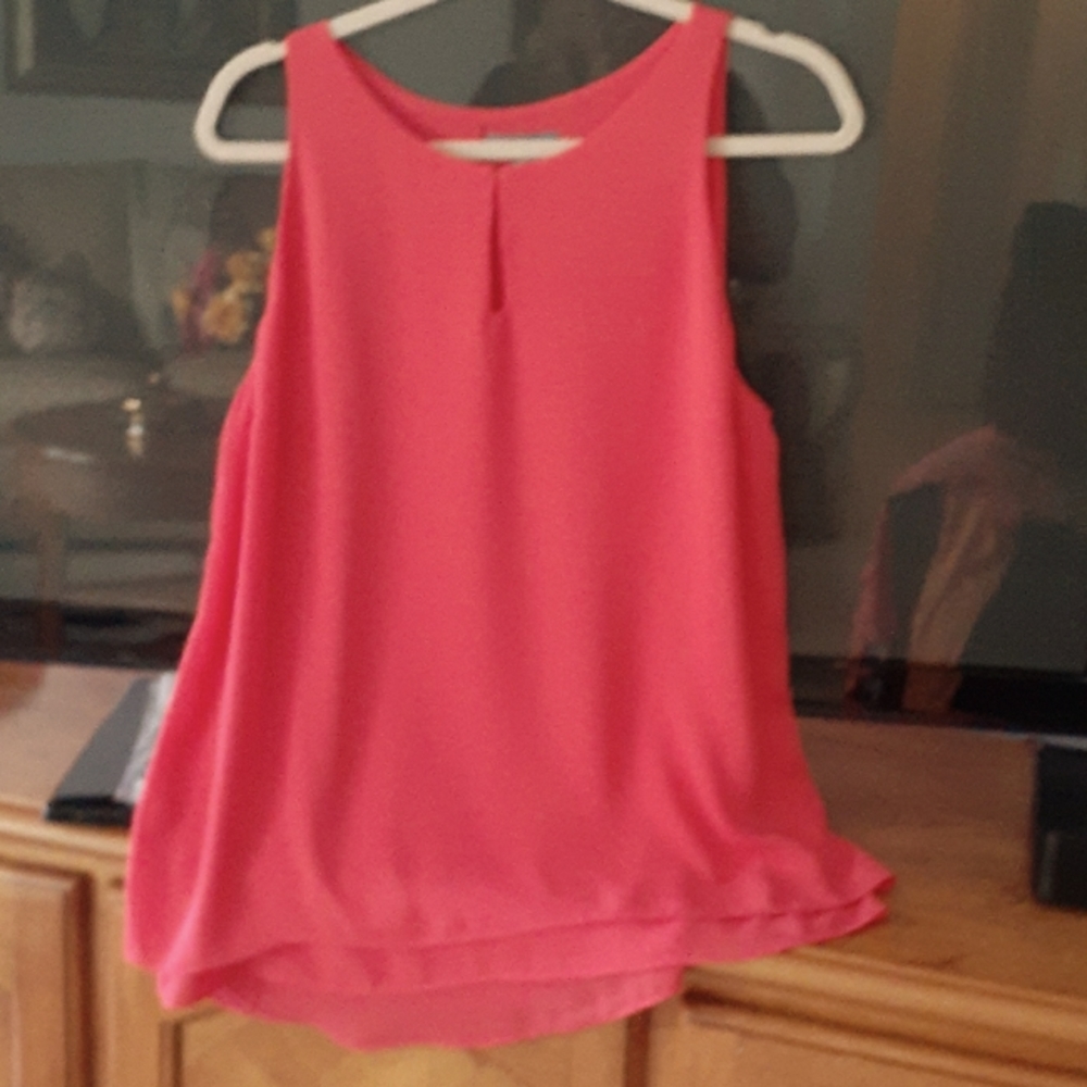 Fleur Bleve top sleeveless coral size L chiffon look very elegant look.💄💄